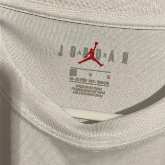 Nike Air White Tee with Red Graphic - Picture 6 of 7